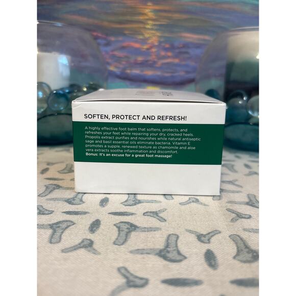 Hey Honey Walk the Walk Propolis Foot & Heel Repair Cream - Picture 2 of 5